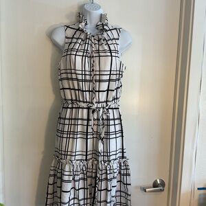 NY Collection Black and White Sleeveless Mock Neck Midi Dress M